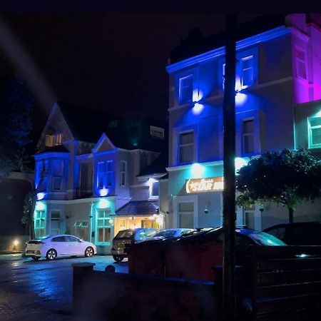Star Hotel, South לייסטר מראה חיצוני תמונה