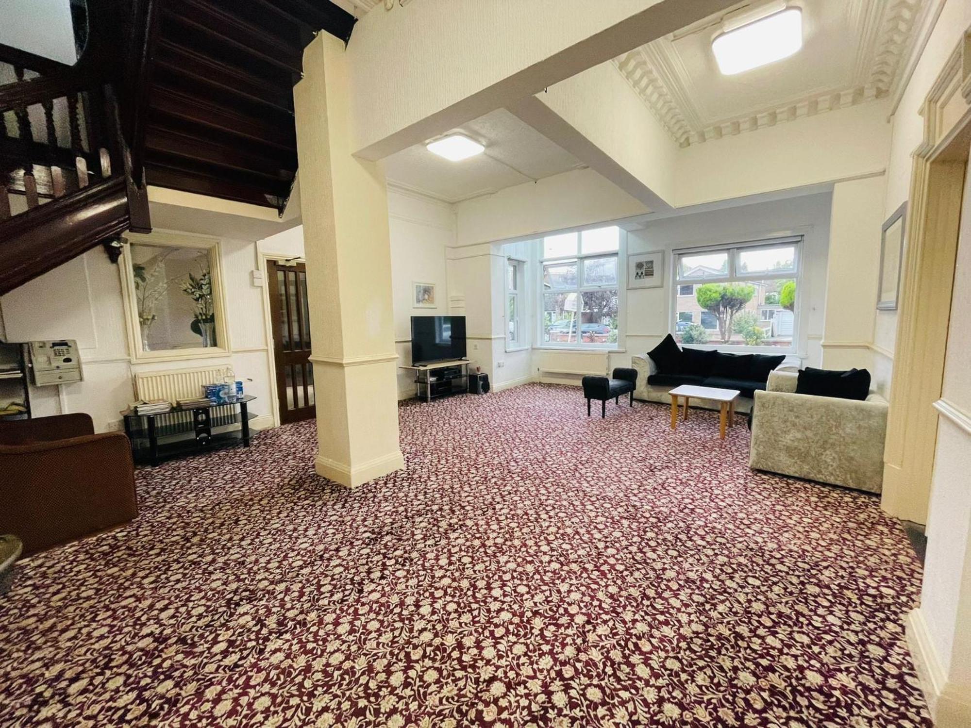 Star Hotel, South לייסטר מראה חיצוני תמונה