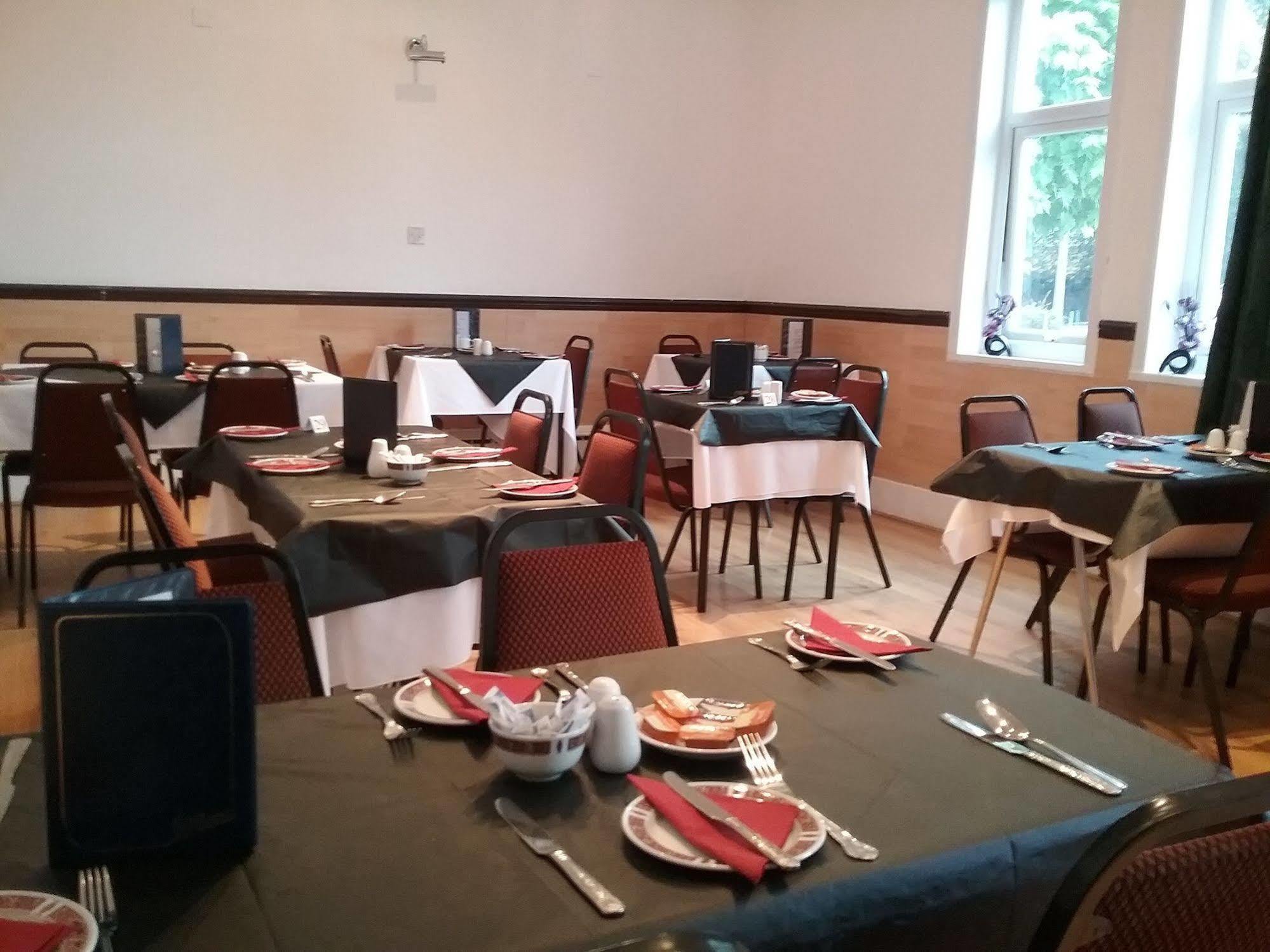 Star Hotel, South לייסטר מראה חיצוני תמונה